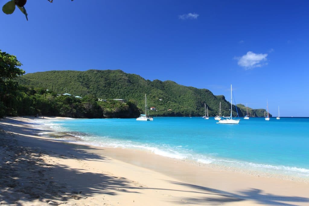 Landscape shot of Baquia Island beach